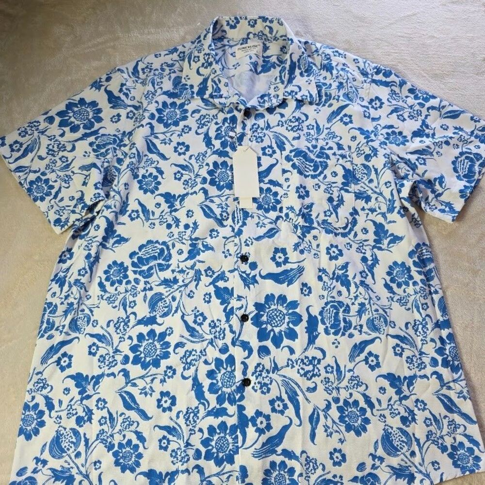 Tunevuse Large Blue White Floral Hawaiian Shirt Short Sleeve Button Up Tropical